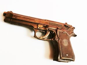 PISTOLA